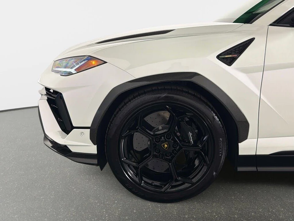 2024 Lamborghini Urus Performante - Image 13 of 31