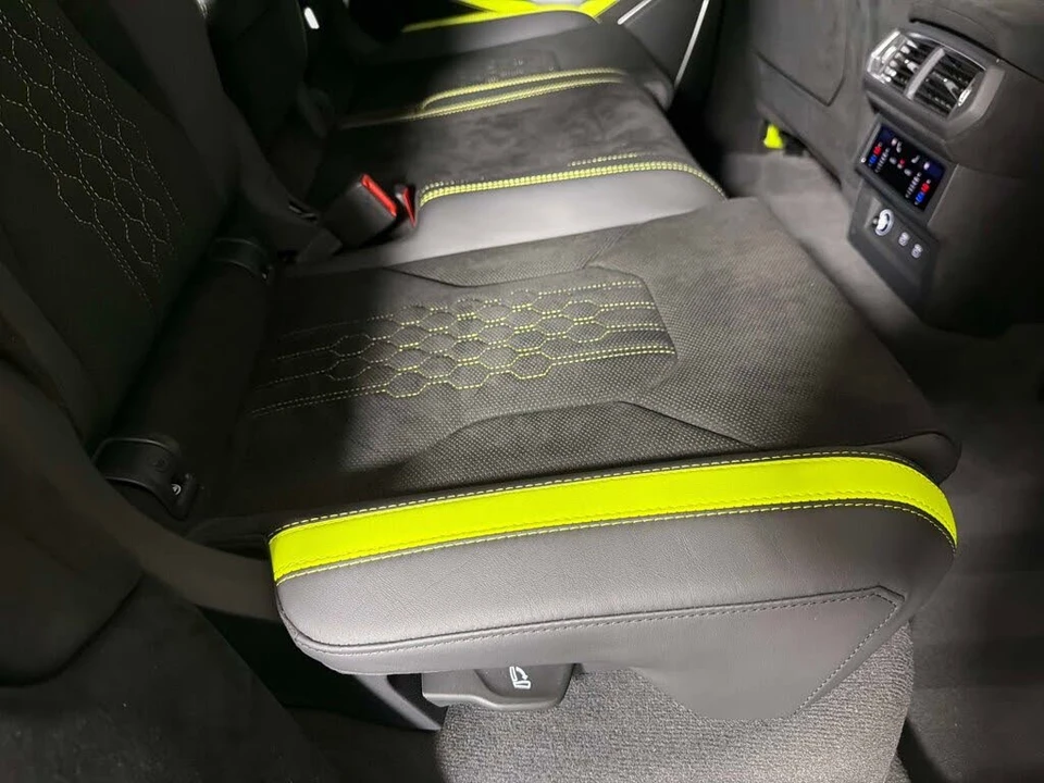2024 Lamborghini Urus Performante - Image 28 of 31