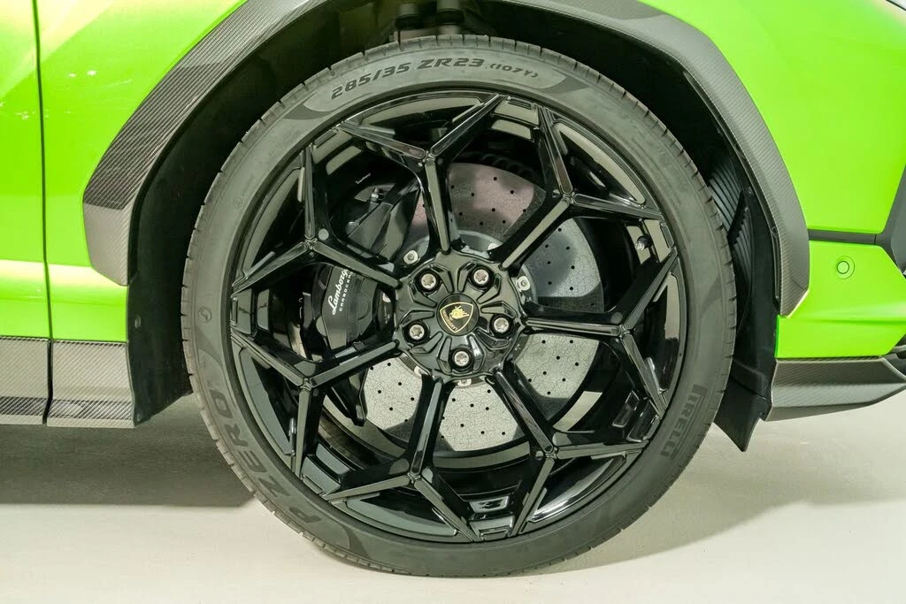 2024 Lamborghini Urus Performante - Image 14 of 31