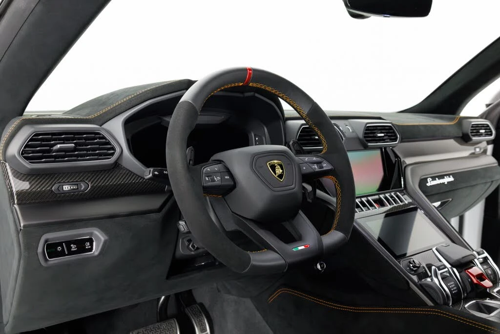 2024 Lamborghini Urus Performante - Image 18 of 31