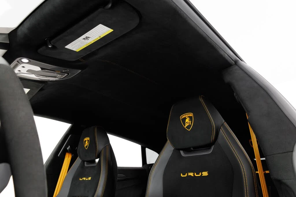 2024 Lamborghini Urus Performante - Image 17 of 31