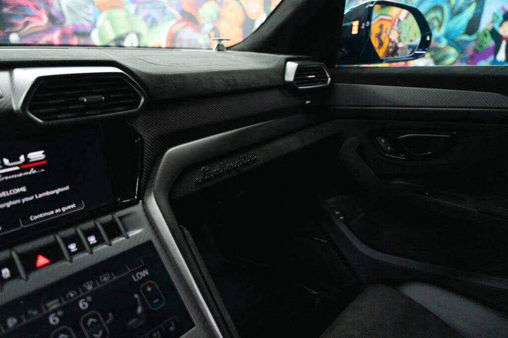 2024 Lamborghini Urus Performante - Image 20 of 27