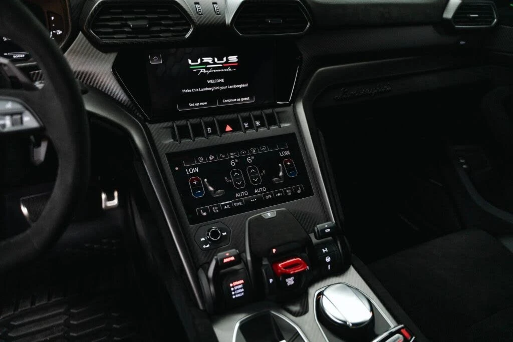 2024 Lamborghini Urus Performante - Image 21 of 27