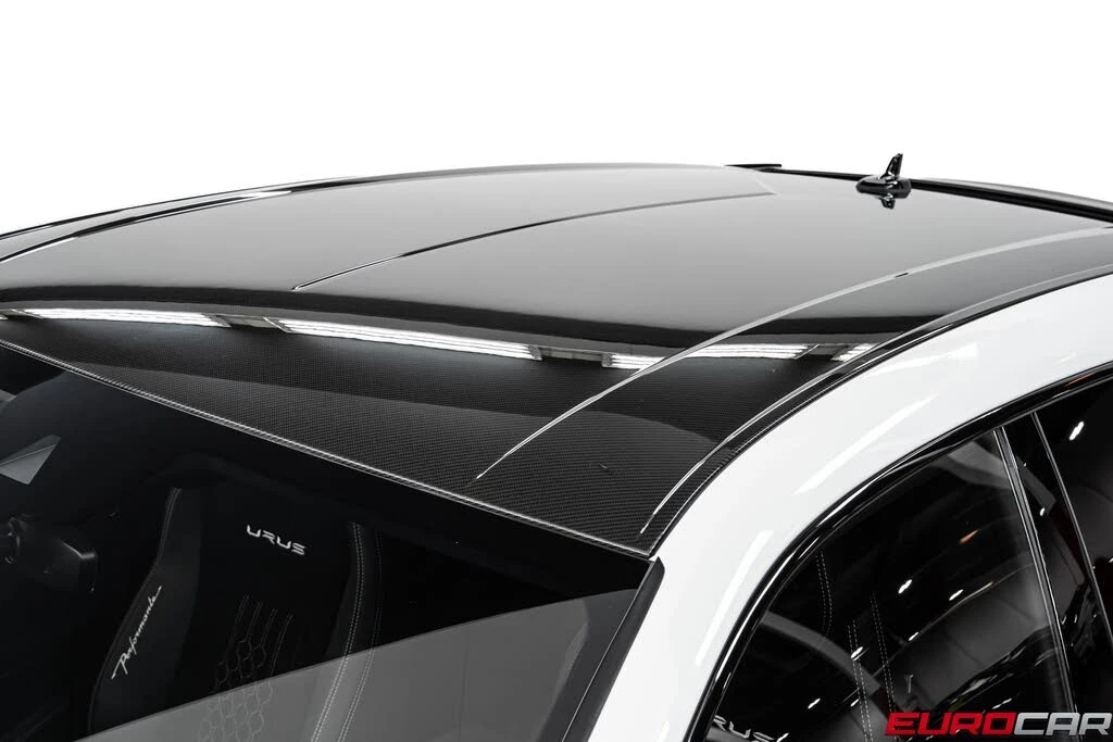 2024 Lamborghini Urus Performante - Image 19 of 31