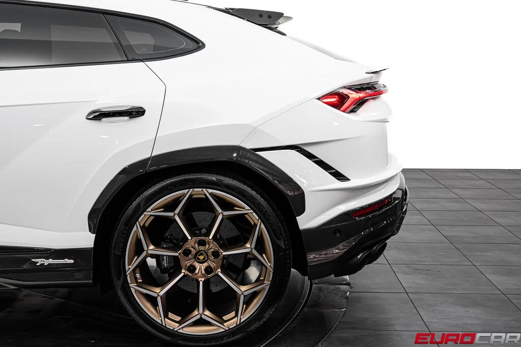 2024 Lamborghini Urus Performante - Image 22 of 31