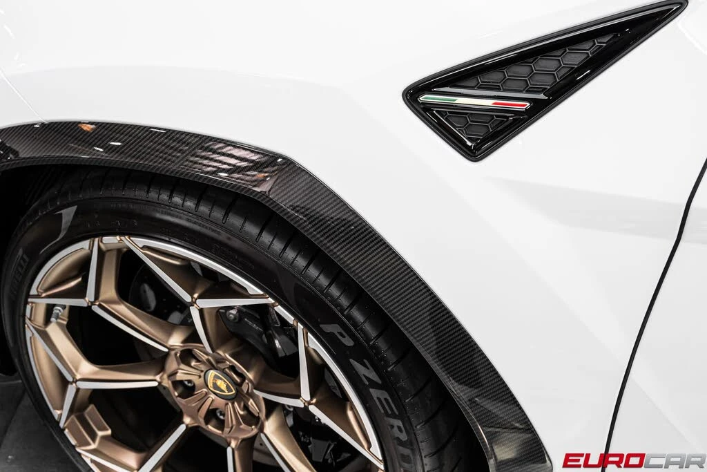 2024 Lamborghini Urus Performante - Image 17 of 31