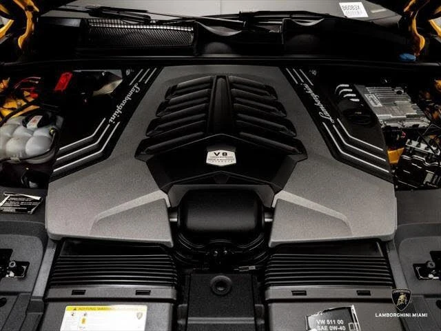 2024 Lamborghini Urus Performante - Image 10 of 31