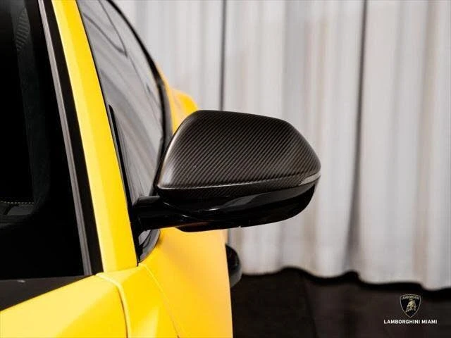 2024 Lamborghini Urus Performante - Image 11 of 31