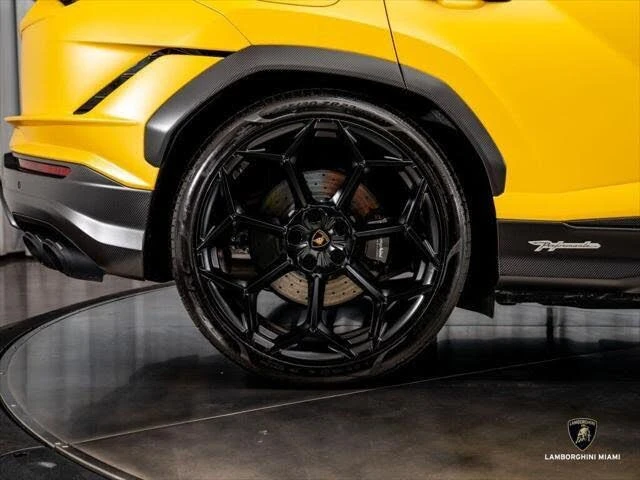 2024 Lamborghini Urus Performante - Image 30 of 31