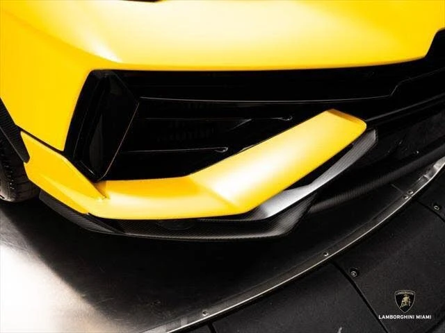2024 Lamborghini Urus Performante - Image 5 of 31