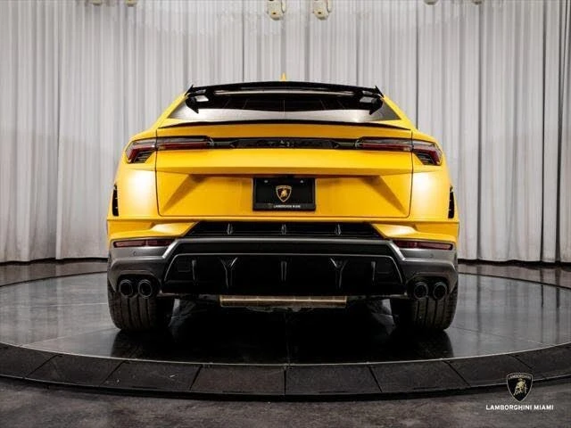 2024 Lamborghini Urus Performante - Image 22 of 31