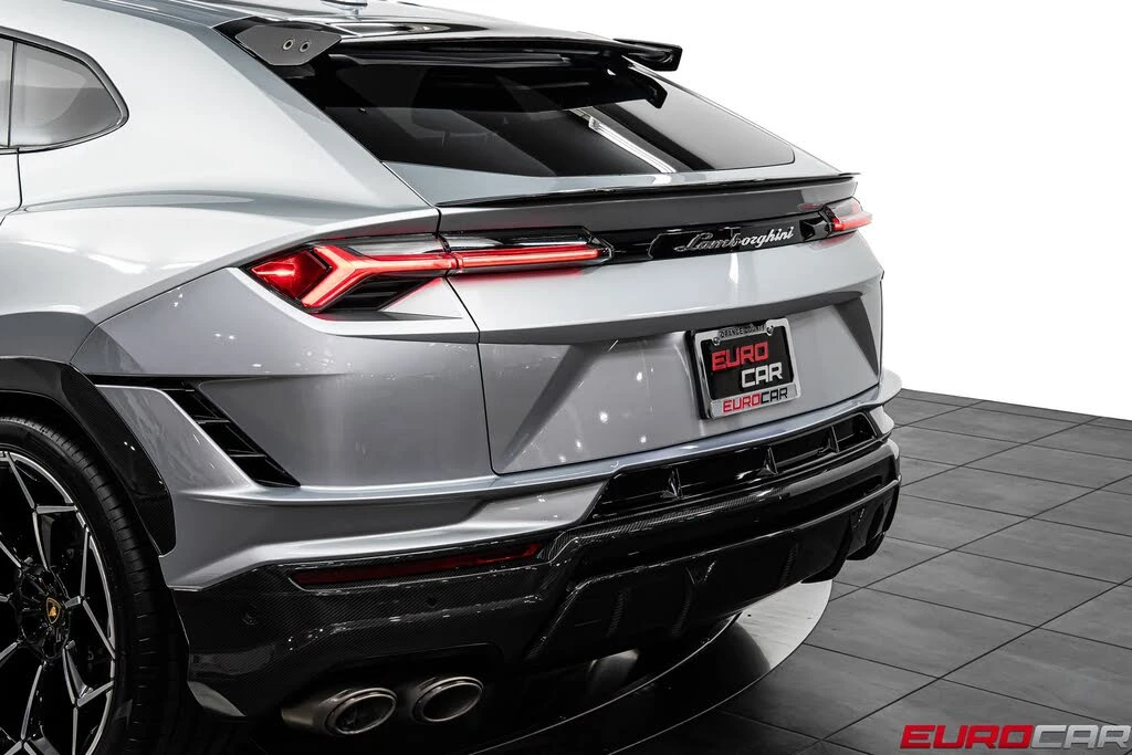 2024 Lamborghini Urus Performante - Image 23 of 31