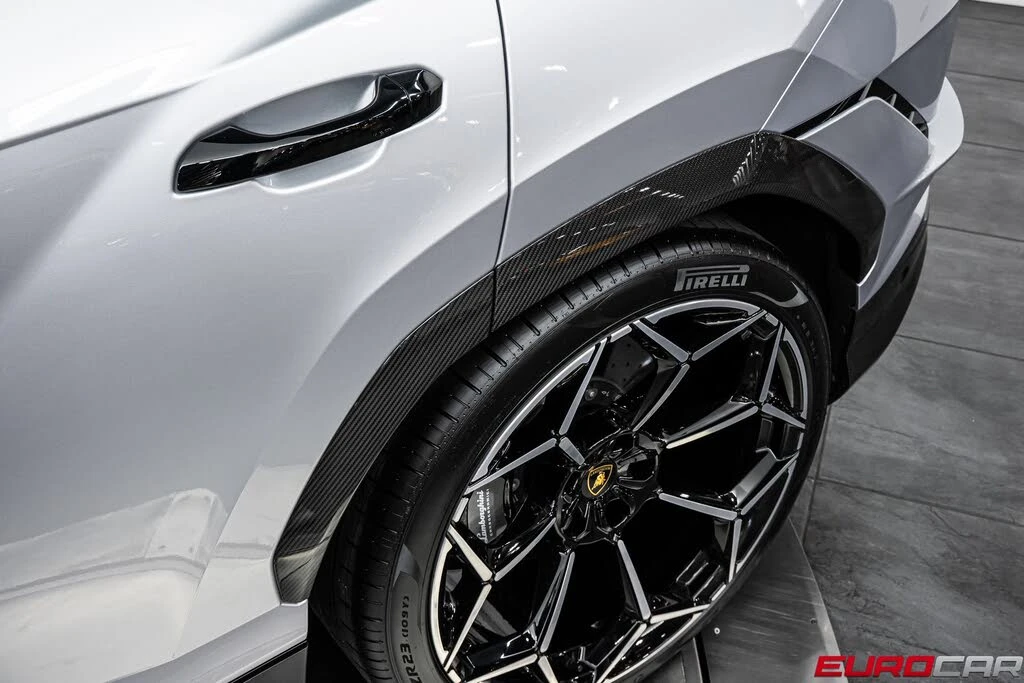 2024 Lamborghini Urus Performante - Image 20 of 31