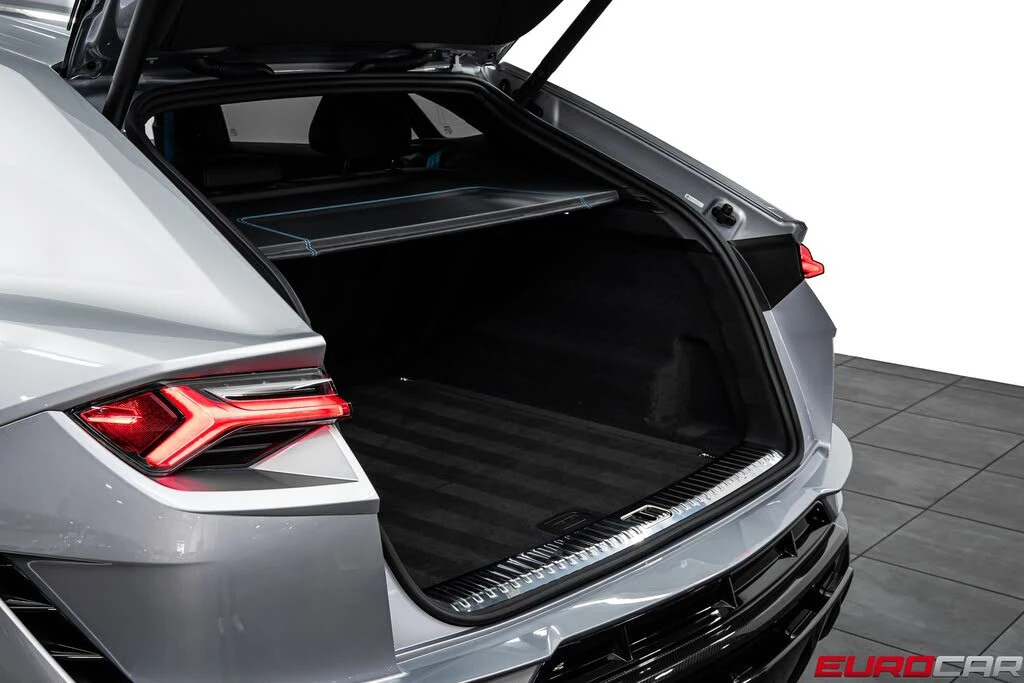 2024 Lamborghini Urus Performante - Image 24 of 31