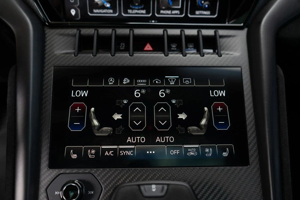 2024 Lamborghini Urus Performante - Image 22 of 31