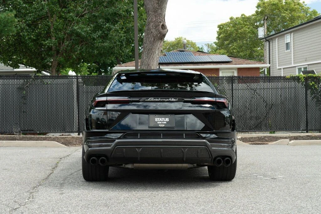 2024 Lamborghini Urus Performante - Image 9 of 31