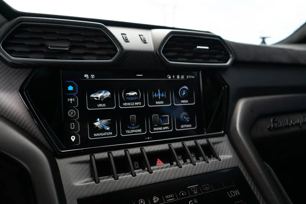 2024 Lamborghini Urus Performante - Image 21 of 31