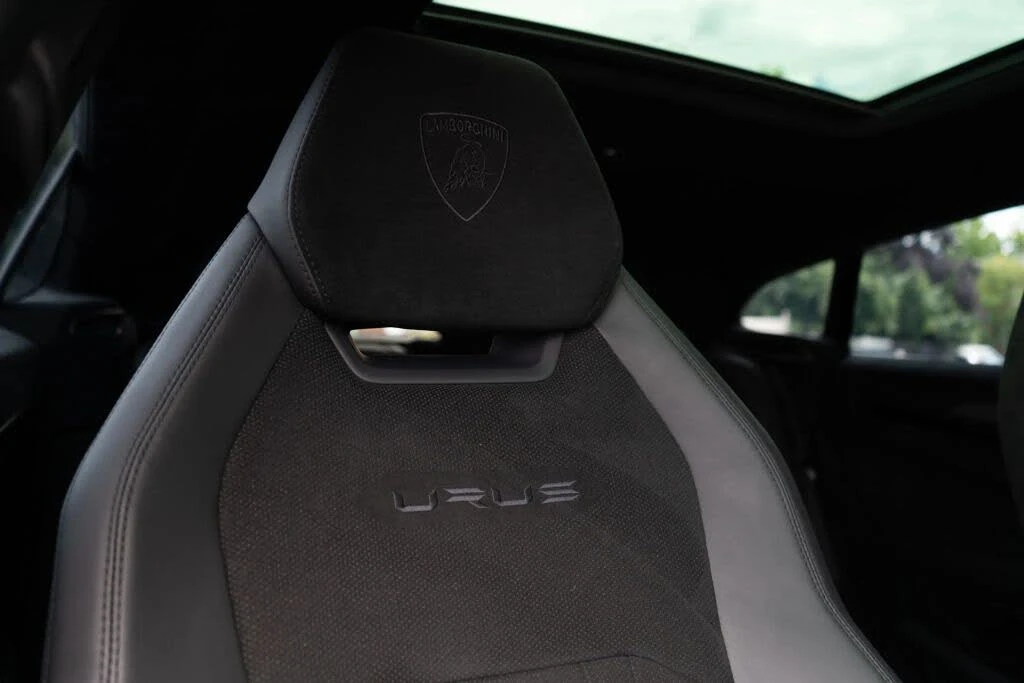 2024 Lamborghini Urus Performante - Image 27 of 31