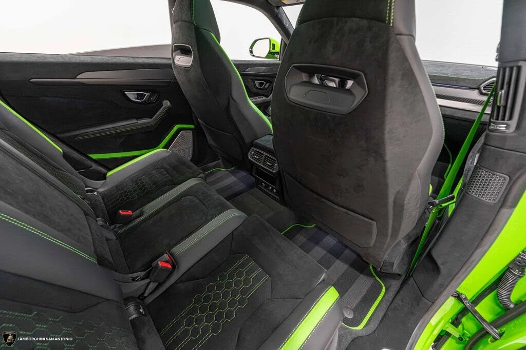 2024 Lamborghini Urus Performante - Image 27 of 31