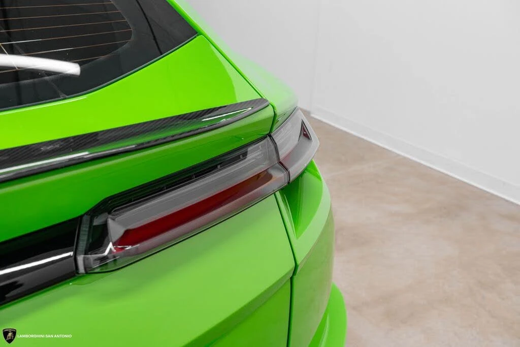 2024 Lamborghini Urus Performante - Image 18 of 31
