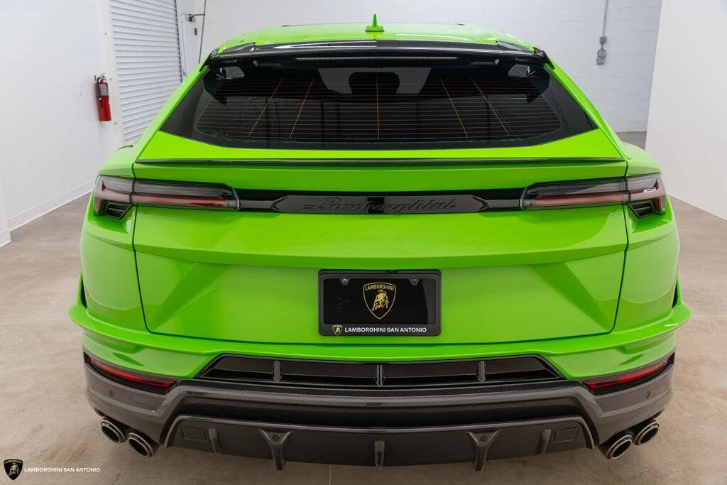2024 Lamborghini Urus Performante - Image 16 of 31