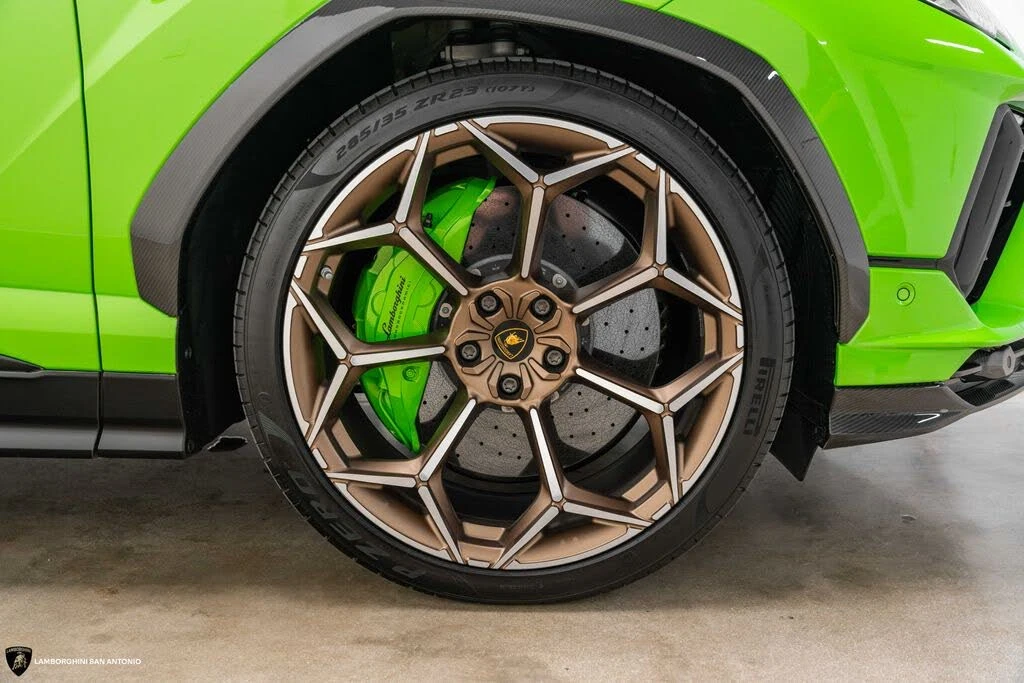 2024 Lamborghini Urus Performante - Image 9 of 31