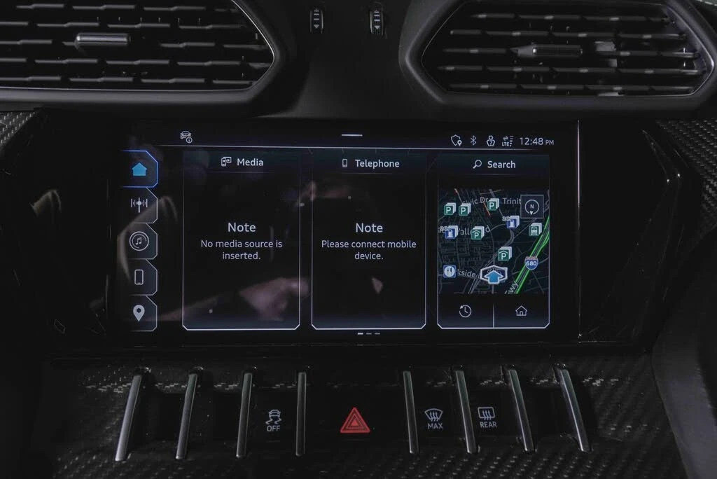 2024 Lamborghini Urus Performante - Image 21 of 31