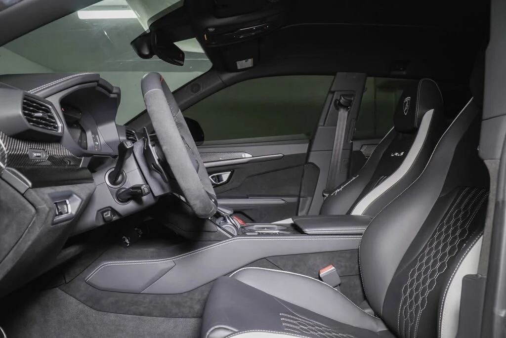 2024 Lamborghini Urus Performante - Image 18 of 31