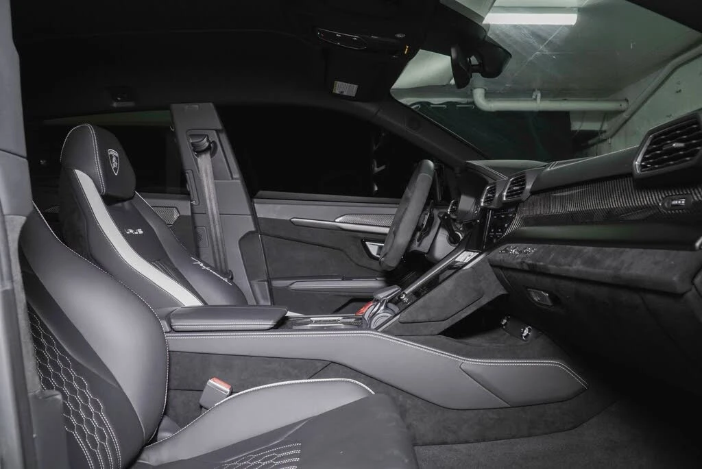 2024 Lamborghini Urus Performante - Image 12 of 31