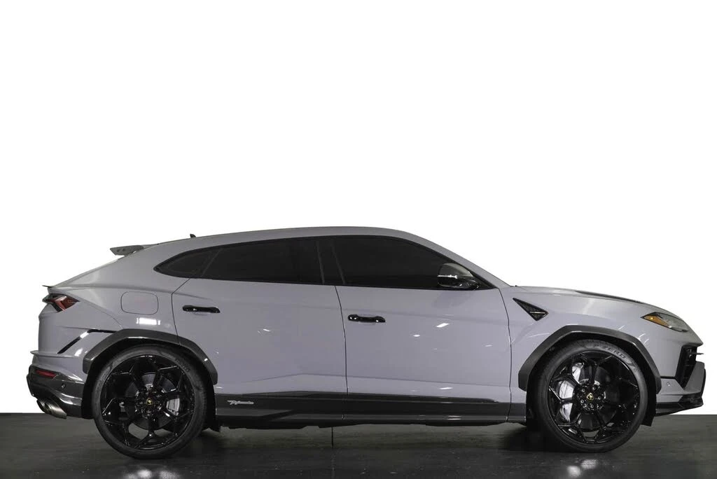 2024 Lamborghini Urus Performante - Image 31 of 31
