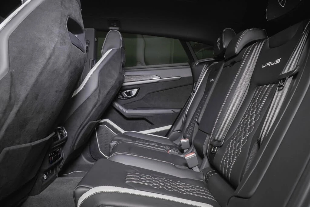 2024 Lamborghini Urus Performante - Image 23 of 31
