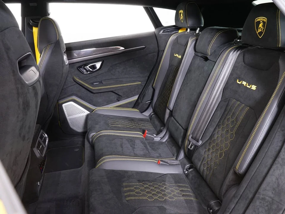 2024 Lamborghini Urus Performante - Image 25 of 31