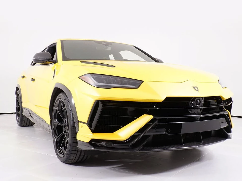2024 Lamborghini Urus Performante - Image 17 of 31
