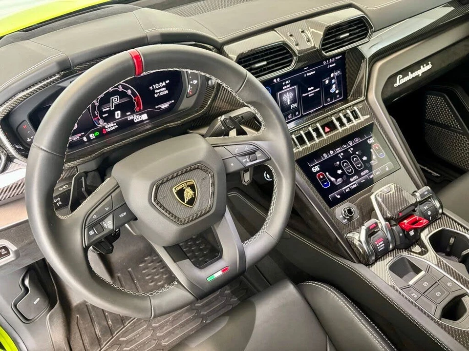 2024 Lamborghini Urus Performante - Image 13 of 31