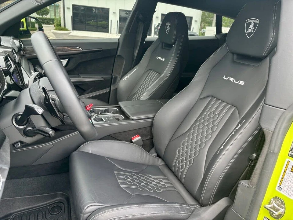 2024 Lamborghini Urus Performante - Image 19 of 31