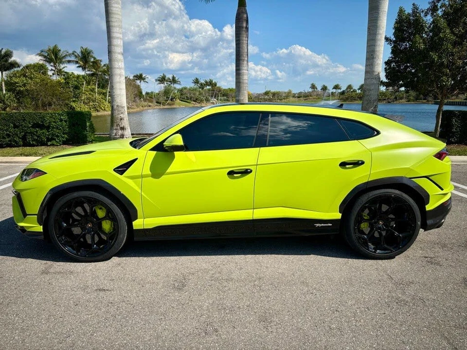 2024 Lamborghini Urus Performante - Image 10 of 31