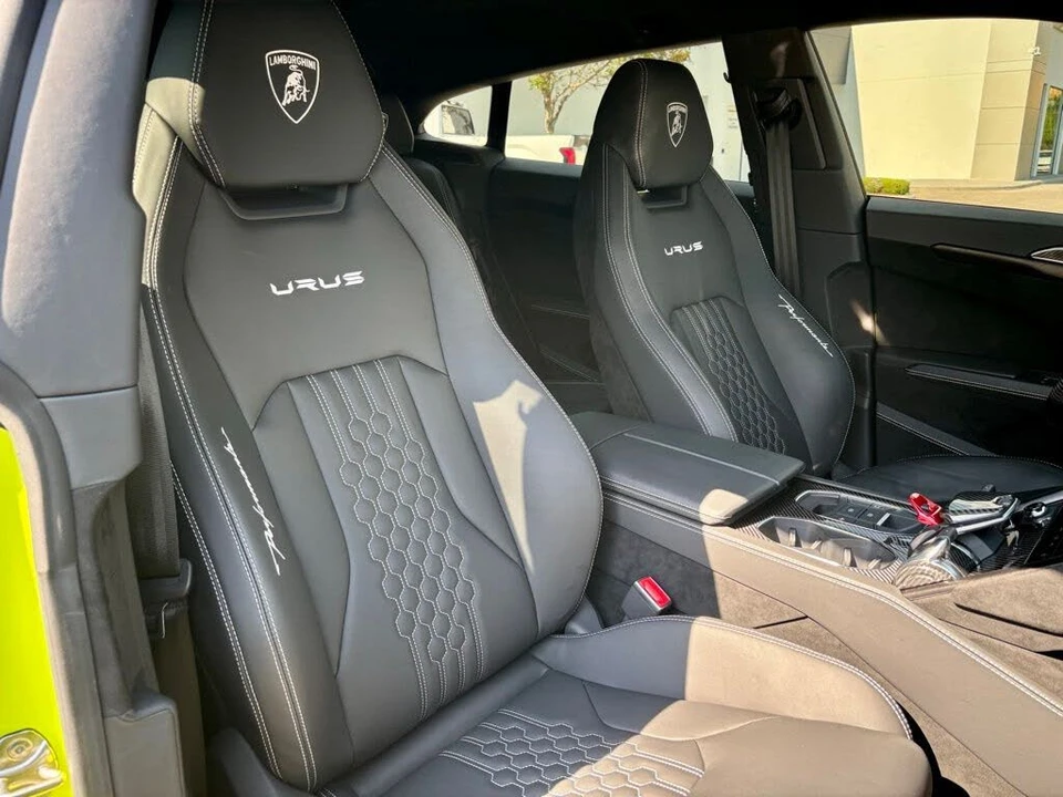 2024 Lamborghini Urus Performante - Image 26 of 31
