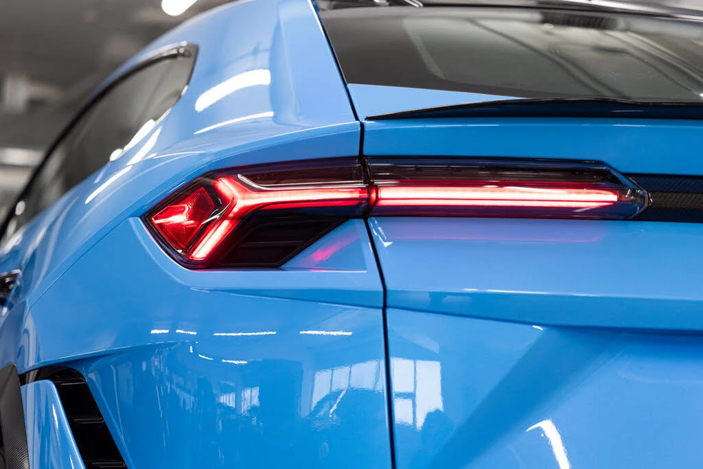 2024 Lamborghini Urus Performante - Image 26 of 31