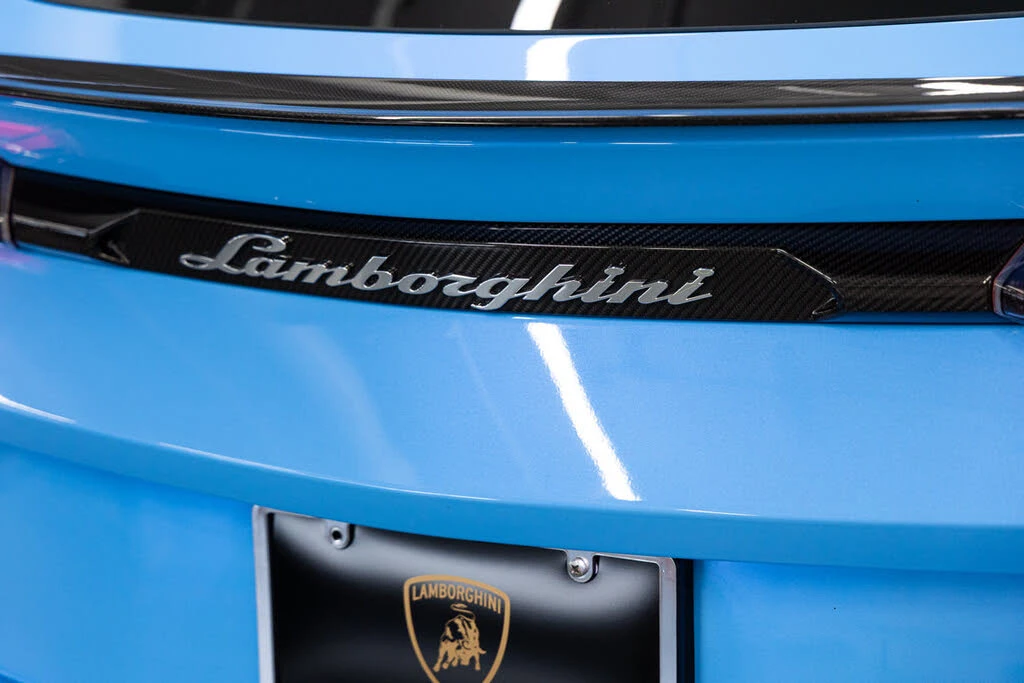 2024 Lamborghini Urus Performante - Image 29 of 31