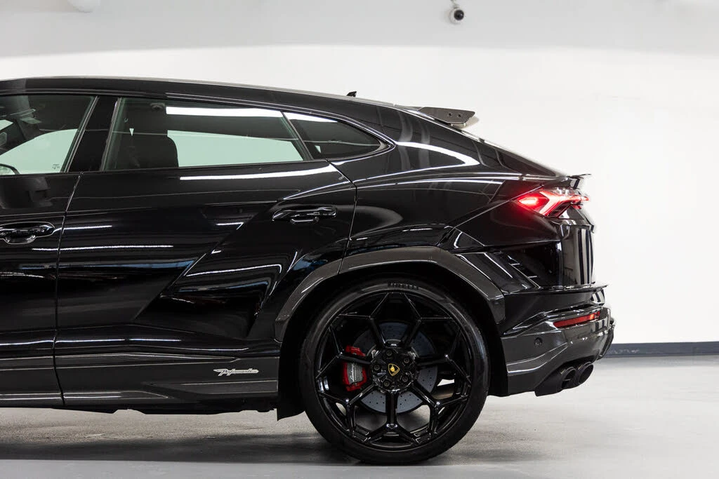 2024 Lamborghini Urus Performante - Image 22 of 31