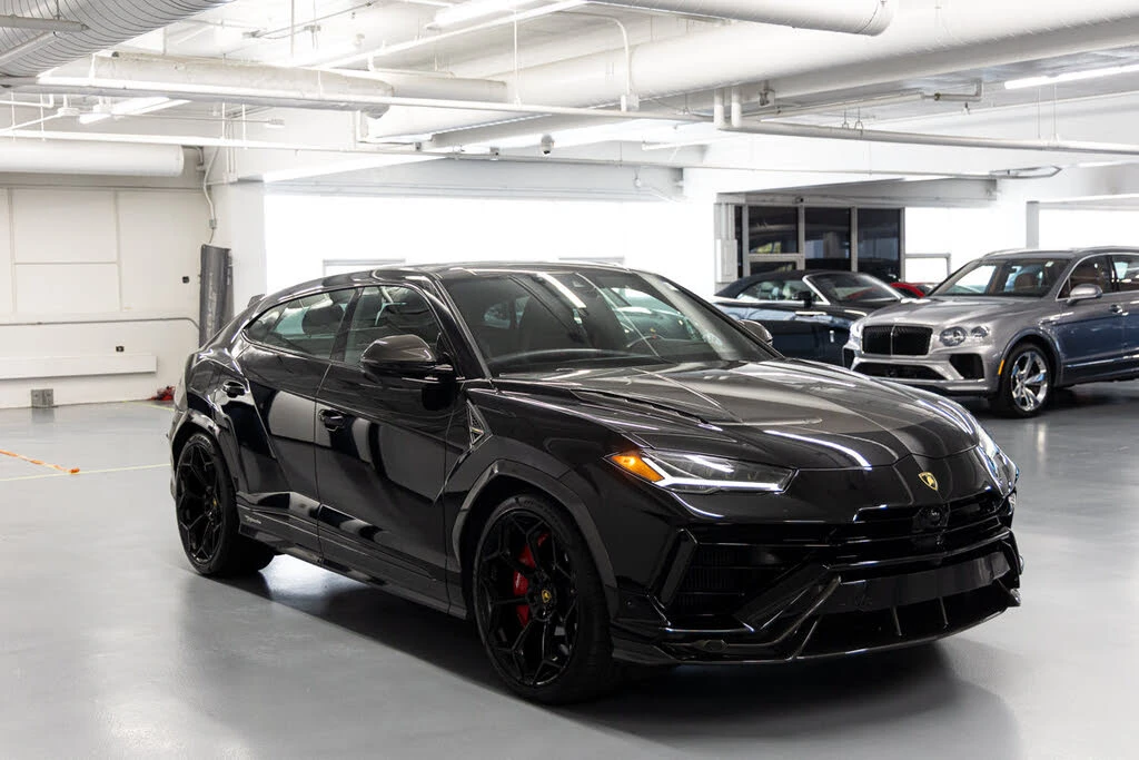 2024 Lamborghini Urus Performante - Image 9 of 31