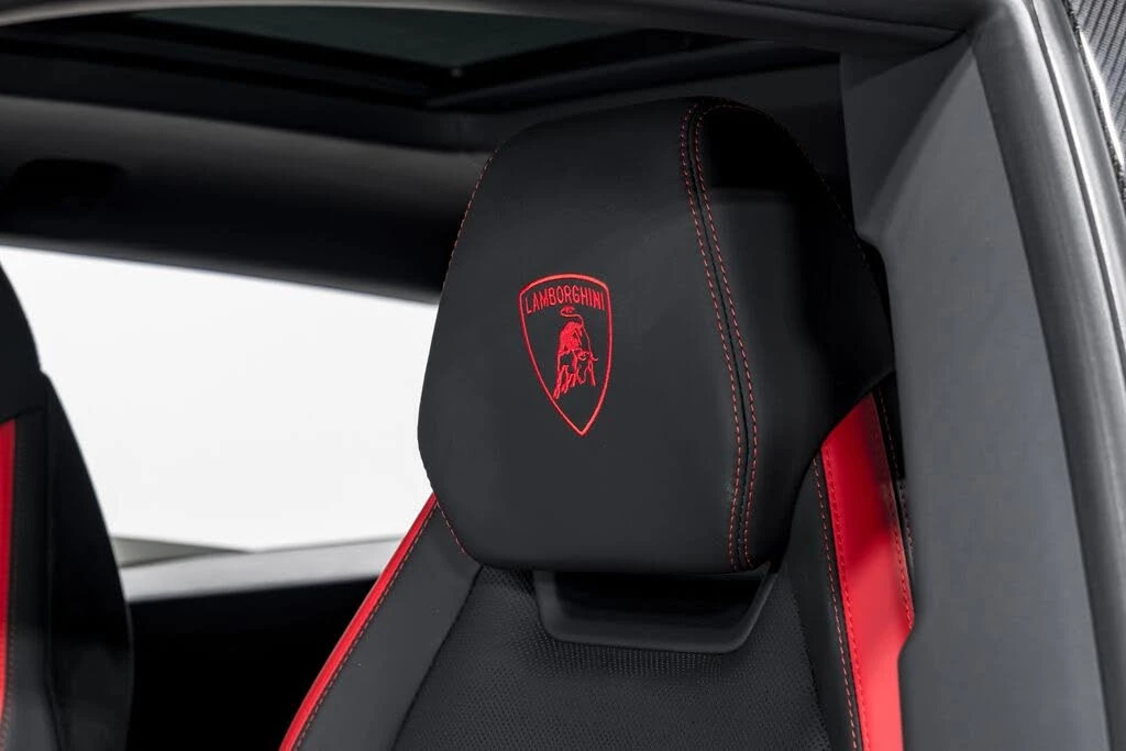 2024 Lamborghini Urus Performante - Image 21 of 31