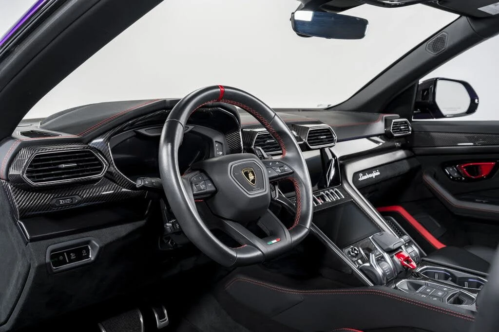 2024 Lamborghini Urus Performante - Image 13 of 31