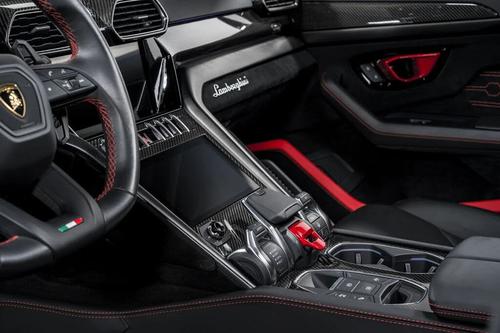 2024 Lamborghini Urus Performante - Image 23 of 31