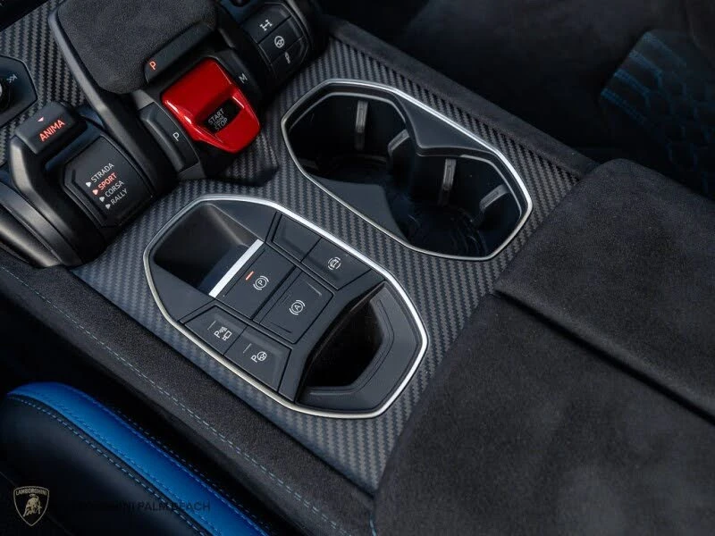 2024 Lamborghini Urus Performante - Image 20 of 30