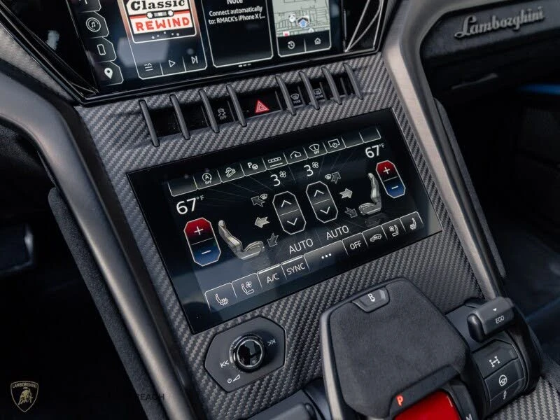 2024 Lamborghini Urus Performante - Image 17 of 30