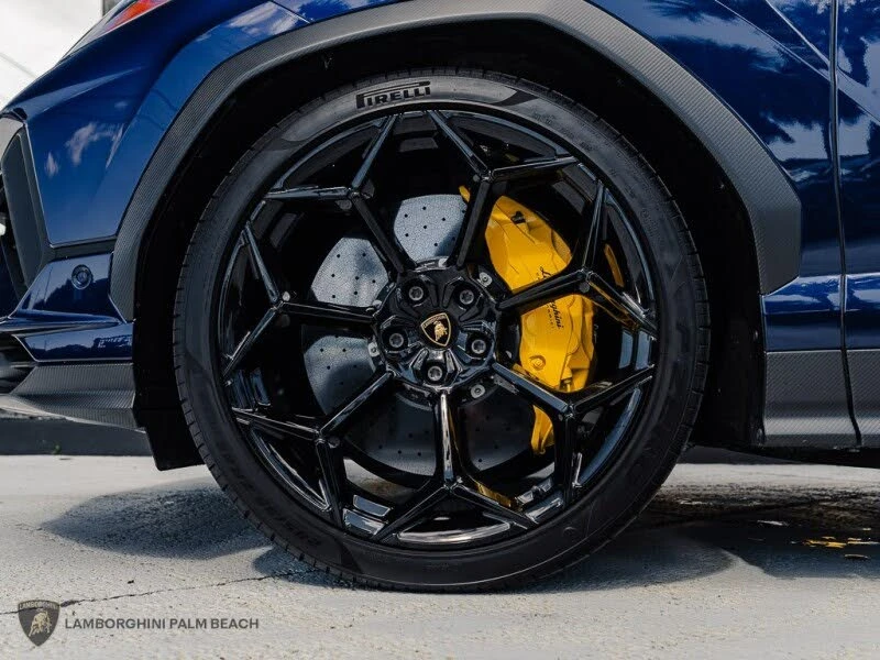 2024 Lamborghini Urus Performante - Image 27 of 30