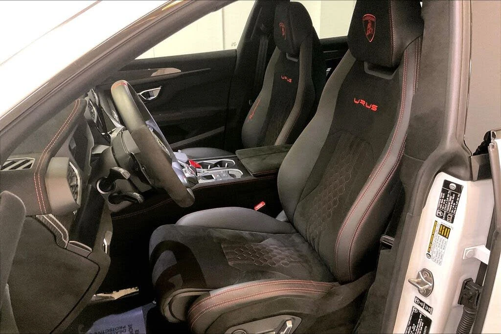 2024 Lamborghini Urus Performante - Image 8 of 31