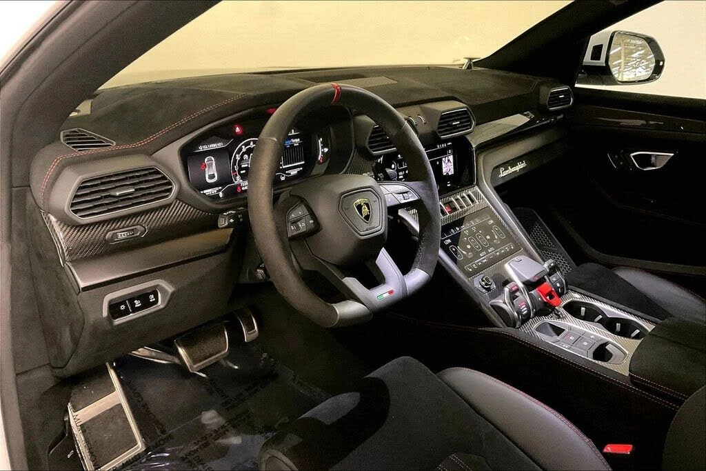 2024 Lamborghini Urus Performante - Image 7 of 31