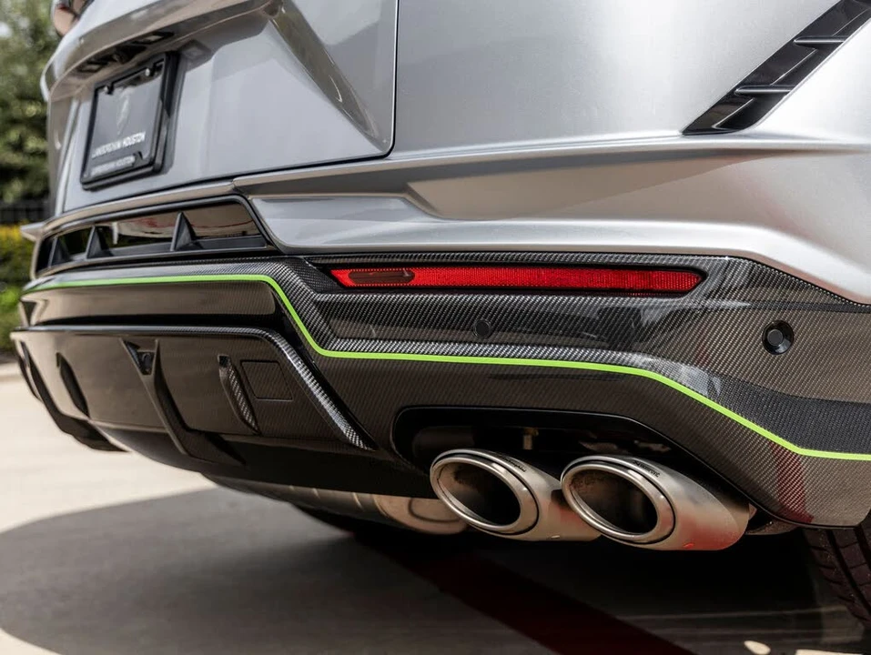 2024 Lamborghini Urus Performante - Image 14 of 31